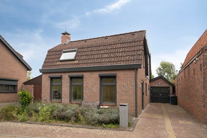 Graaf Jansdijk 12 in Axel