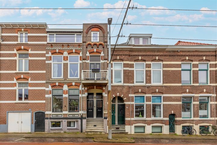 Graaf Lodewijkstraat 152 in Arnhem