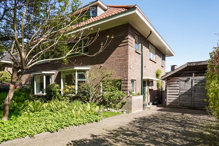 Photo of property Graaf van Rechterenweg 35, Oosterbeek
