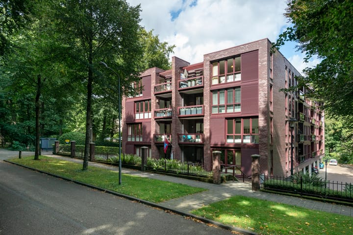 Graaf van Rechterenweg 53-31 in Oosterbeek
