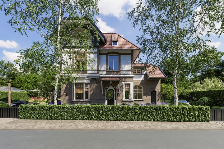 Graaf Wichmanlaan 28 dans Bussum photo