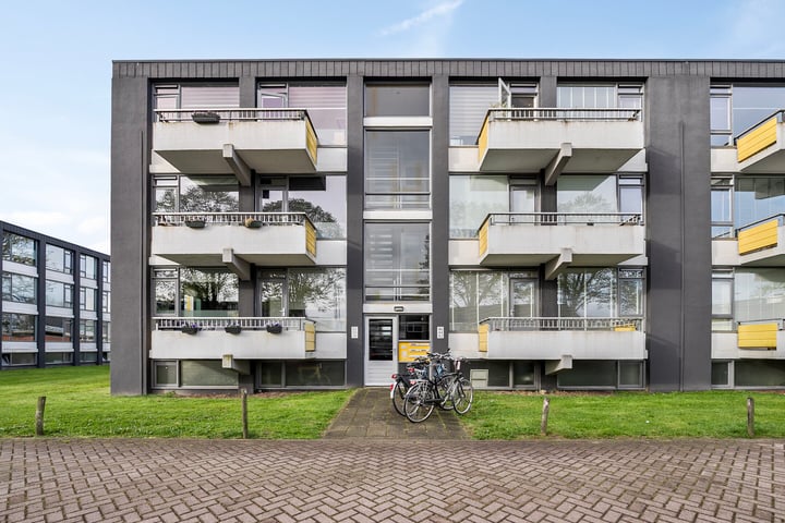 Photo of property Graaf Willemlaan 48, Hendrik-Ido-Ambacht