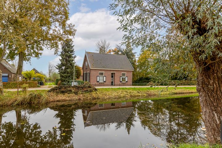 Graafdijk-oost 5 in Molenaarsgraaf