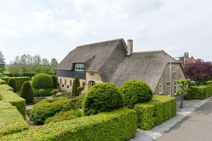 Graafdijk-west 16 in Molenaarsgraaf