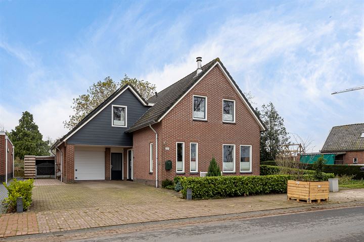 Graauwedijk 35A in Overschild