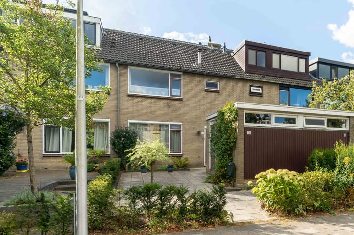 Grabijnhof 25 in Delft