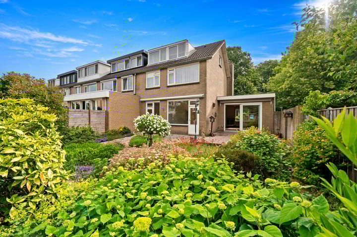 Grabijnhof 28 in Delft