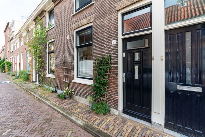 Graswinckelstraat 4A in Delft