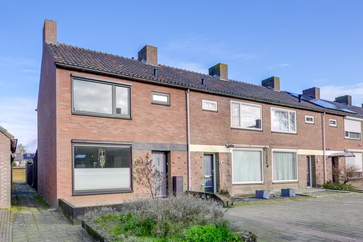 Photo of property Gravenstraat 1, Rijen
