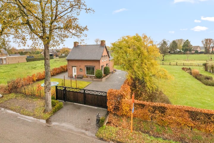 Photo of property Grensstraat 3, Nispen