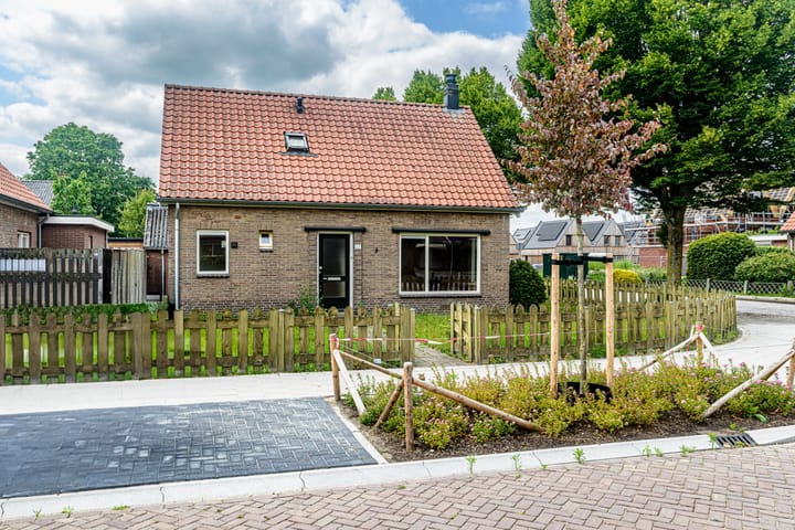 Grensweg 22 in Vriezenveen