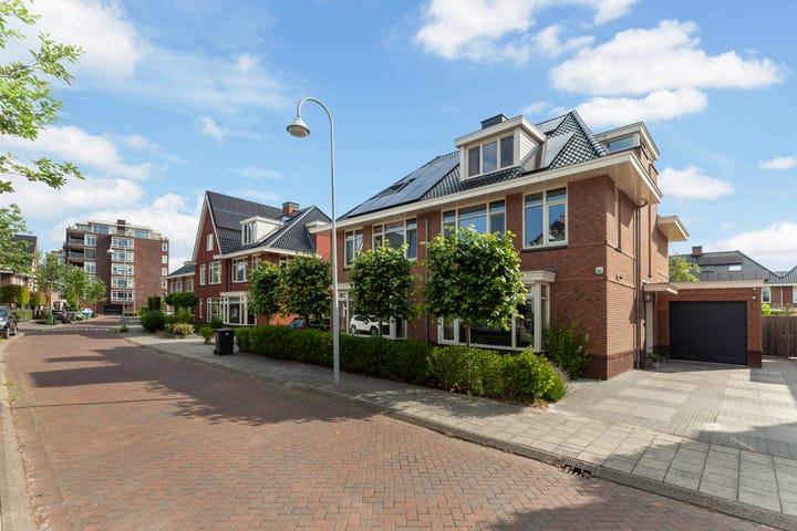 Gretha Hofstralaan 112 in Vlaardingen