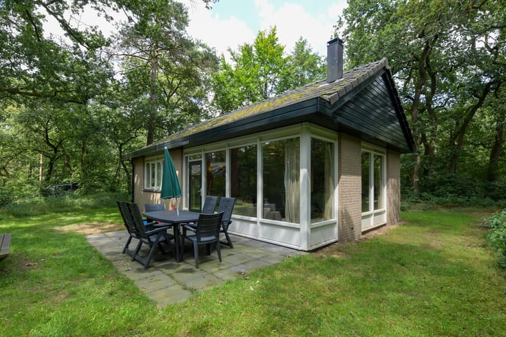 Grevenhout 21-169 in Uddel
