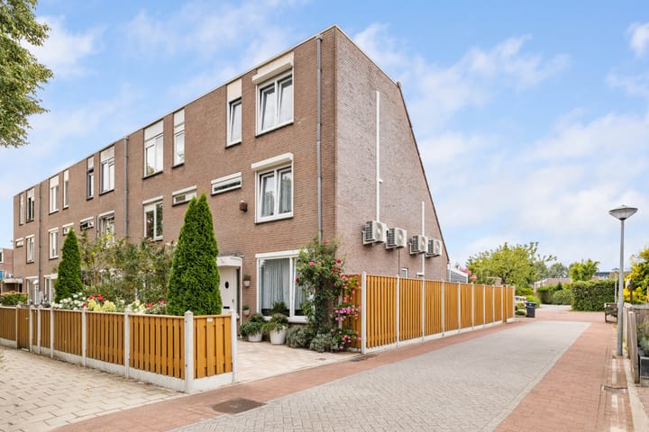 Griend 25 9 in Lelystad
