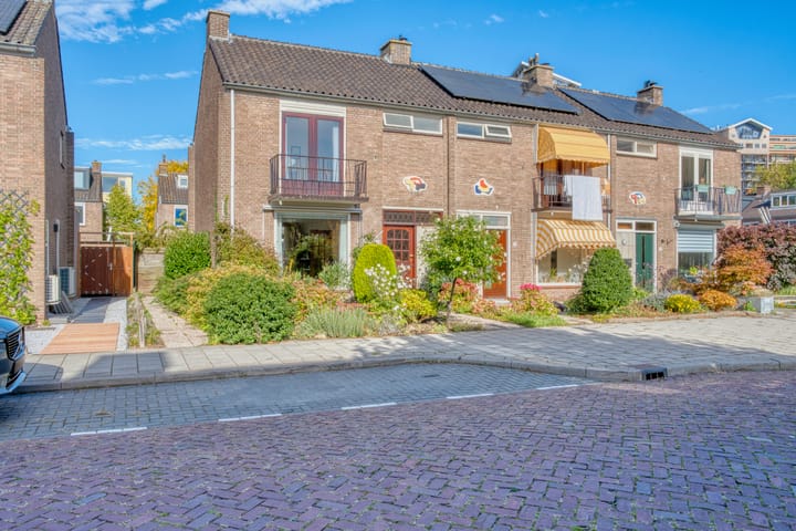 Photo of property Griend 41, Zwijndrecht