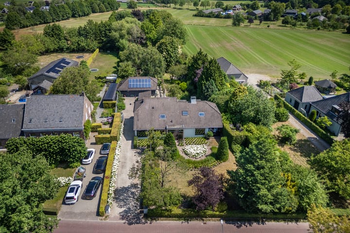 Photo of property Grinsel 83A, Den Dungen