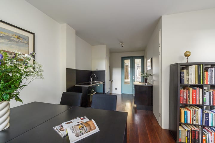 Groen van Prinstererstraat 21-H in Amsterdam Foto