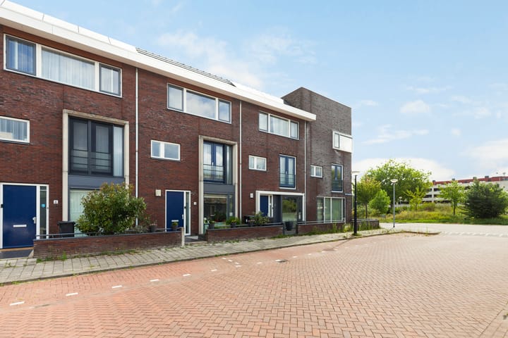 Photo of property Groen van Prinstererstraat 4, Schiedam