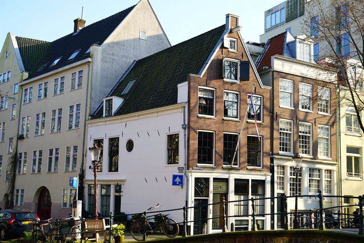 Groenburgwal 1 in Amsterdam