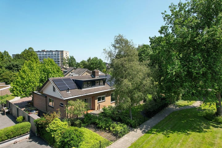 Groenedijk 12 in Sneek