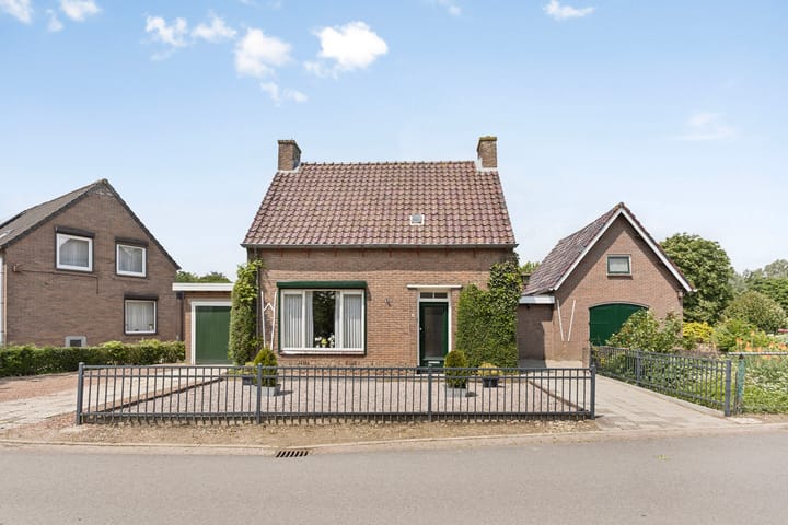 Groenestraat 4 in Hurwenen