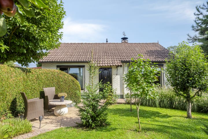 Photo of property Groenestraat 5a, Dodewaard