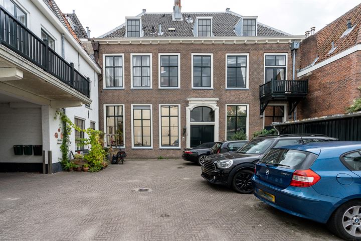 Groenhazengracht 2B in Leiden