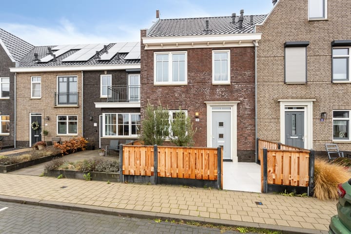 Grondzeilerstraat 10 in Oude-Tonge