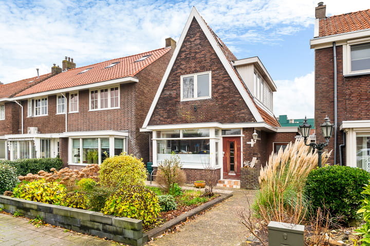 Groningerstraatweg 219 in Leeuwarden foto