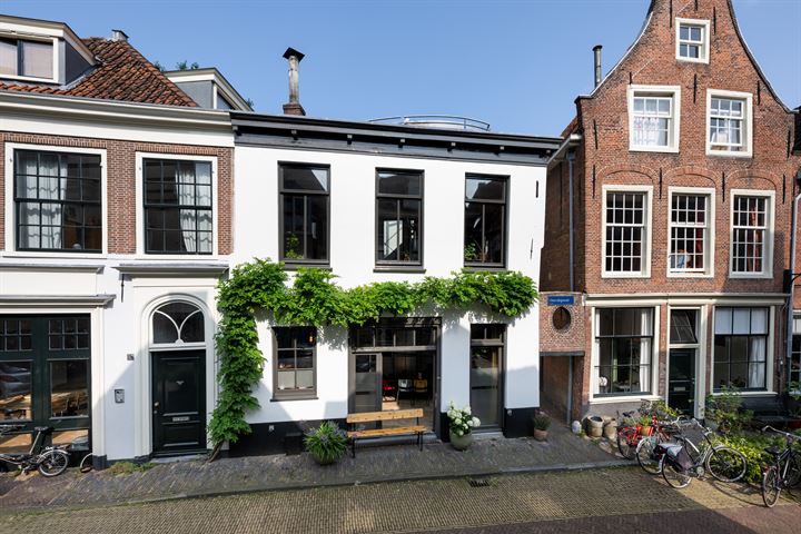 Groot Heiligland 24 in Haarlem