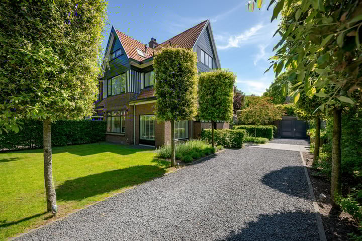 Photo of property Groot Hoefijzerlaan 24, Wassenaar