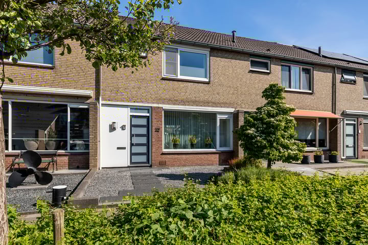 Groot Veldsweer 22 in Hardinxveld-Giessendam