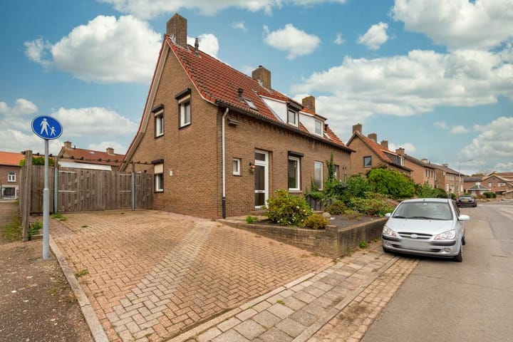 Grootgenhouterstraat 94 in Beek