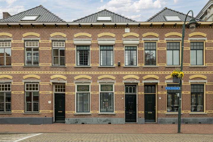 Grote Kerkstraat 37 in Steenbergen