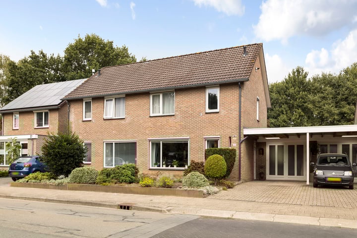 Photo of property Grote ratelaar 111, Deventer
