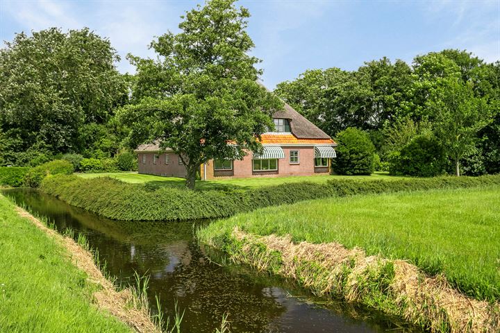 Grote Sloot 160 in Sint Maartensbrug