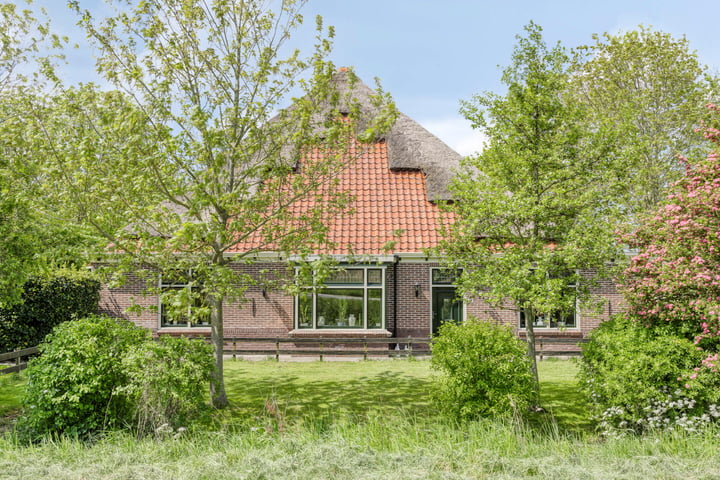 Photo of property Grote Sloot 39, Burgerbrug