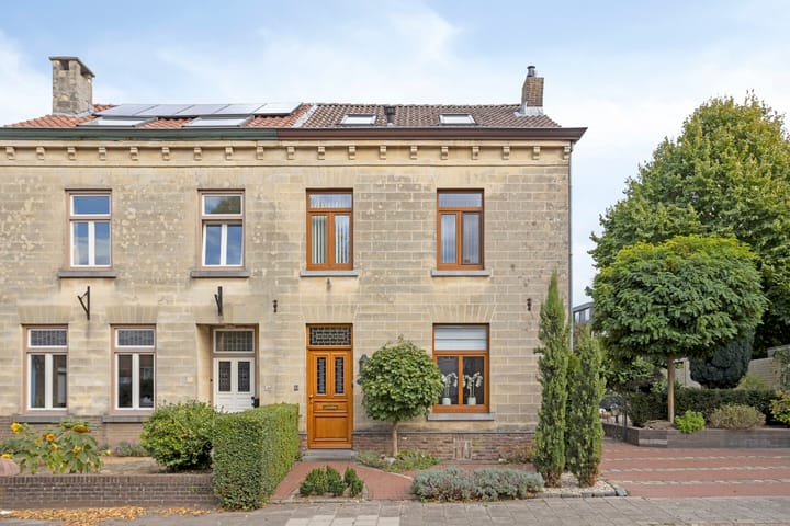 Grote Straat 32 in Berg en Terblijt foto