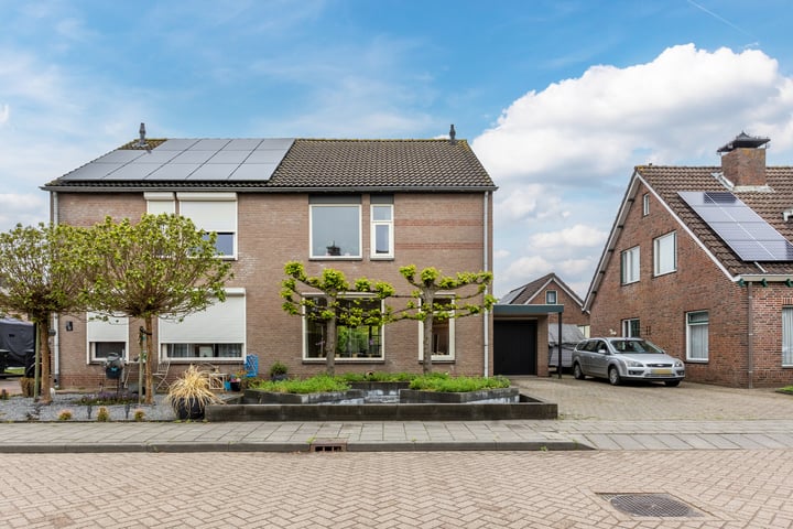 Grote Tiende 38 in Kruisland