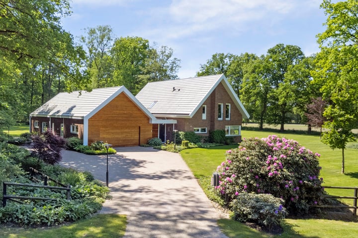 Photo of property Grotersweg 1, Winterswijk
