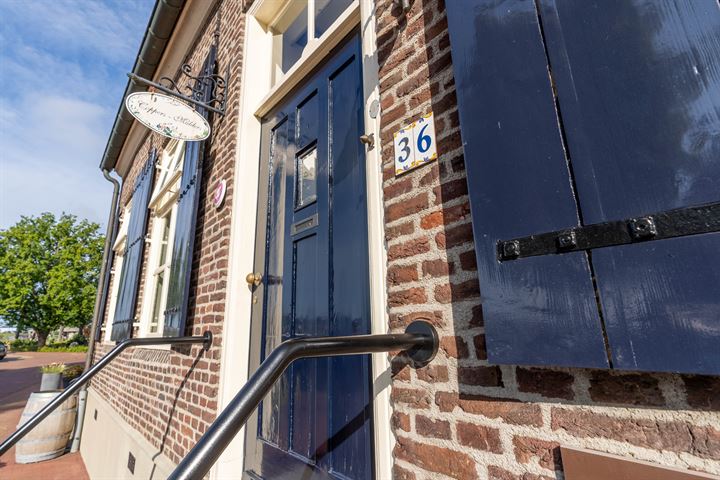 Grotestraat 36 in Well L