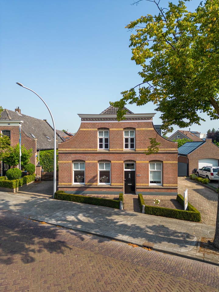 Grotestraat 6 in Drunen