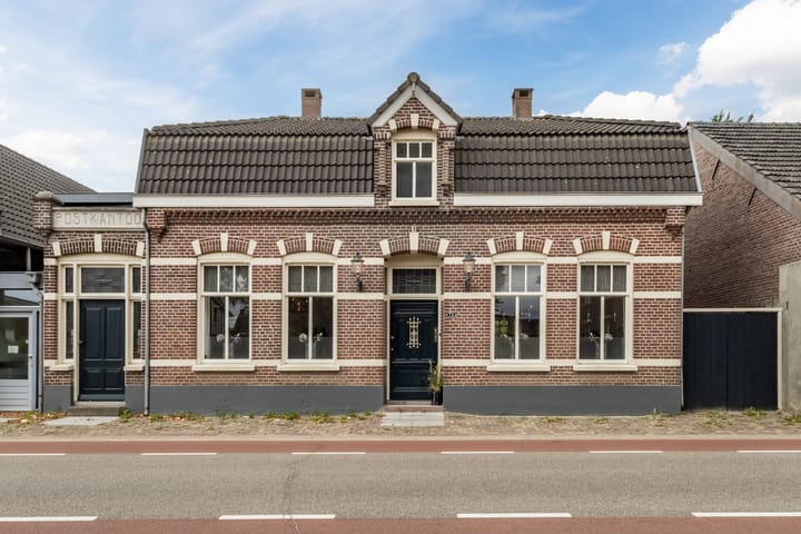 Grotestraat 75 in Sambeek