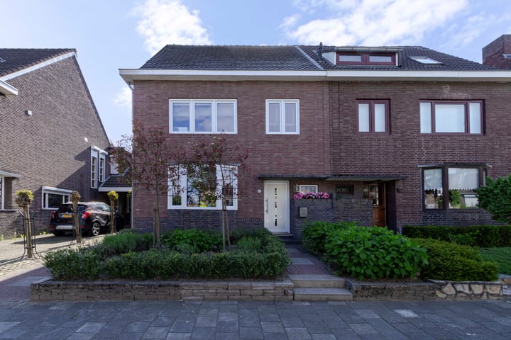 Grubbelaan 67 in Hoensbroek