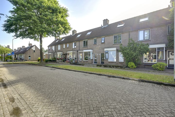 Gruttoweide 8 in Houten