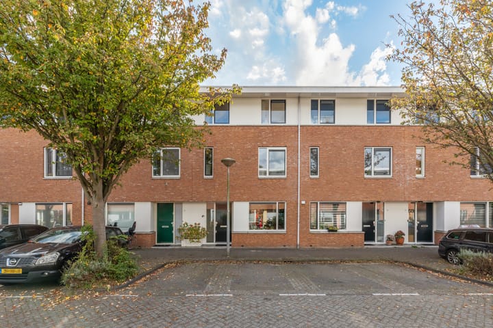 Guggenheimlaan 11 in Amsterdam foto