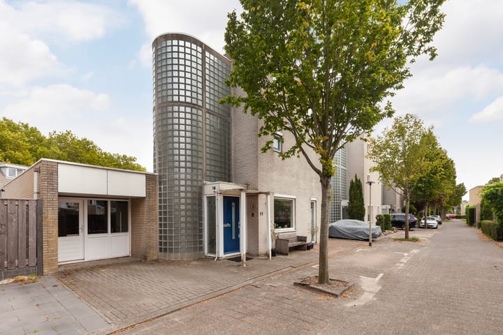 Gustav Stresemannring 11 in Vlaardingen