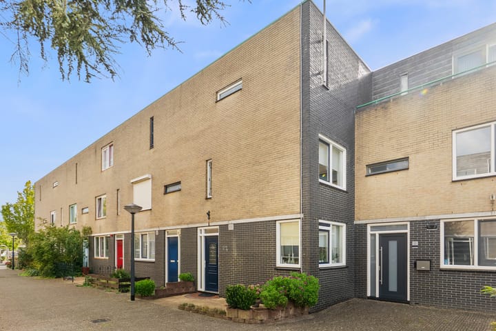 Guurtje Riemenshof 13 in Leiden
