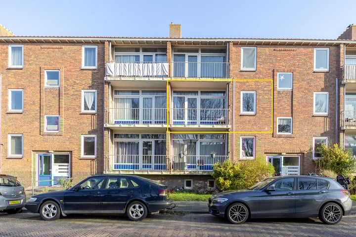 H.A. Lorentzstraat 46 in Den Helder photo