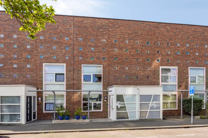 H. Diesveldsingel 15 in Amsterdam photo